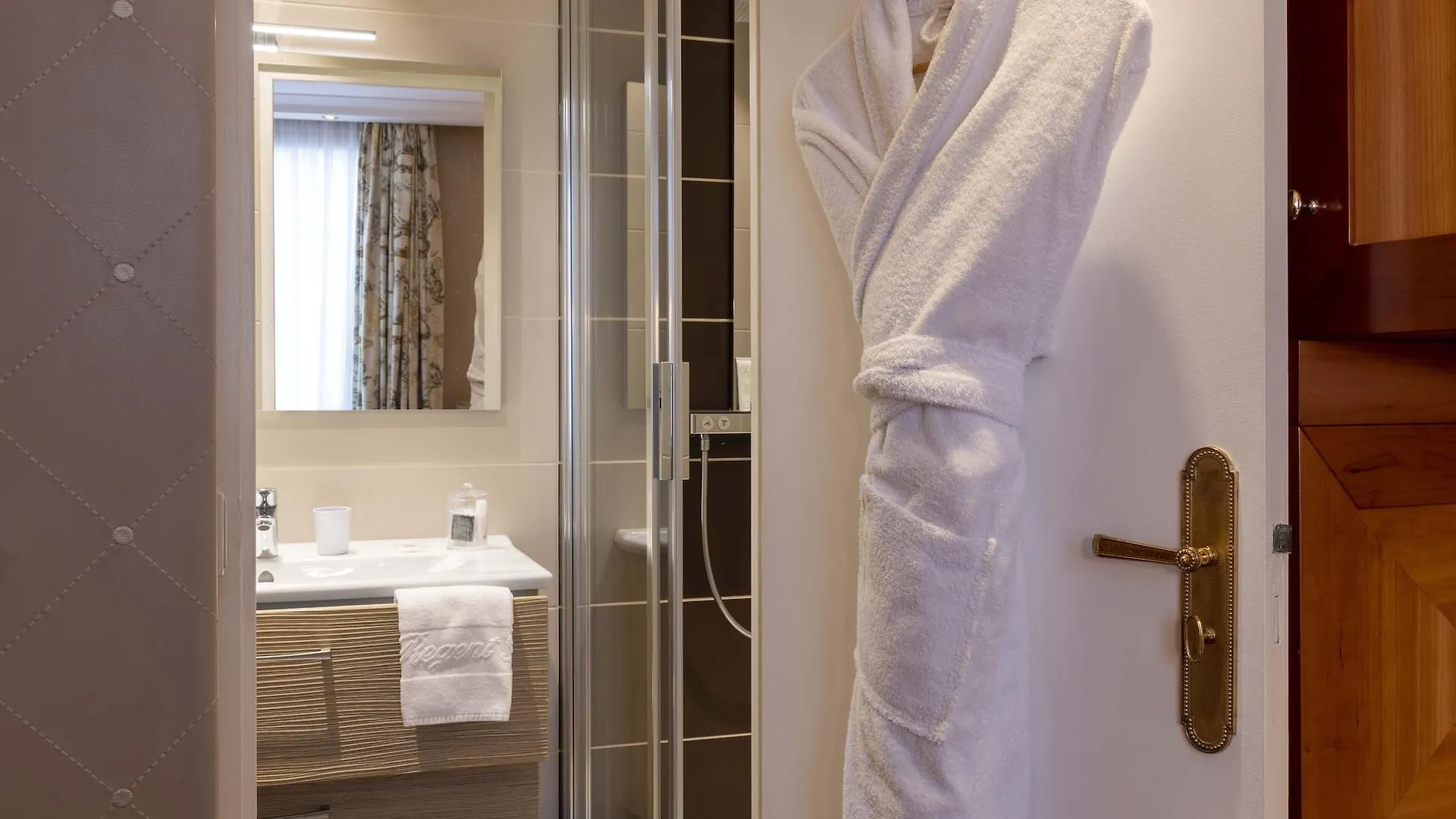 Le Regent Otel Paris